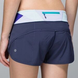 Lululemon Run: 2.5” Speed Short size 4.
